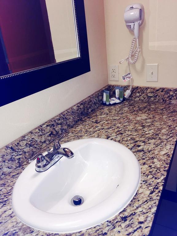 Texan Inn And Suites Tilden 部屋 写真