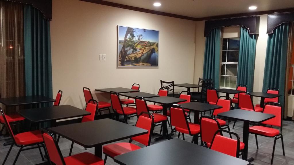 Texan Inn And Suites Tilden エクステリア 写真